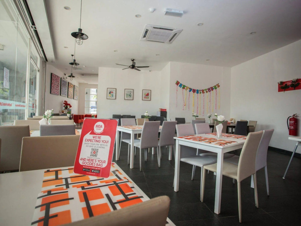 Easyrest Hotel