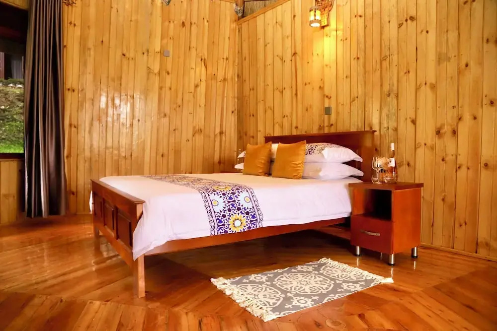 Bird Hill Resort Ug