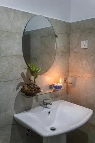 Hotel Water Nest