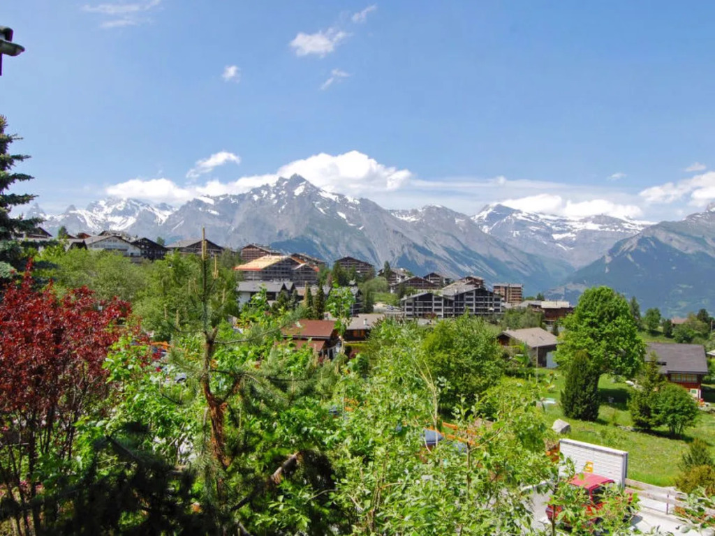 Chalet Valet de Coeur by Interhome