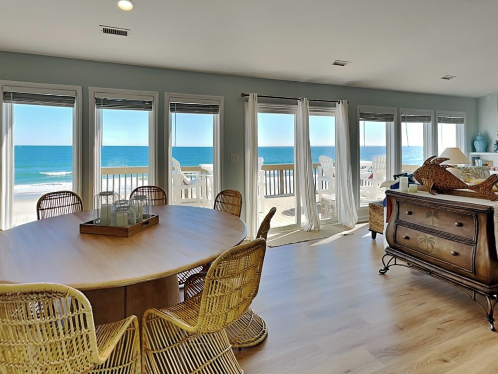 The Salty Spot by Topsail Realty
