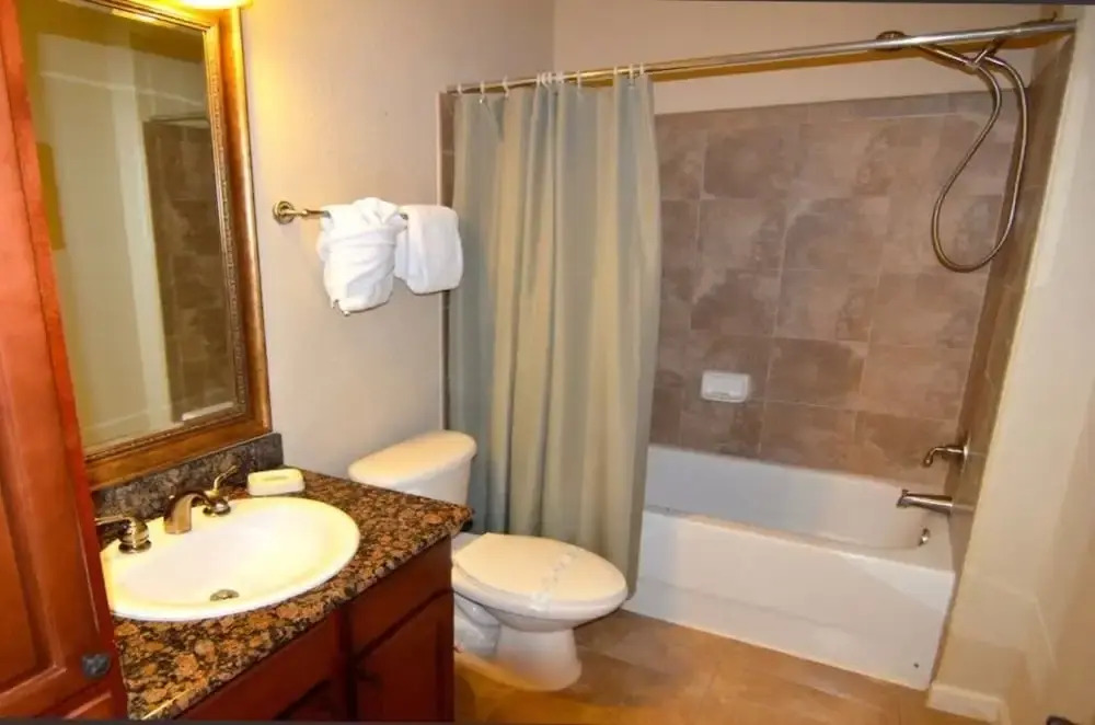Bella Piazza 3 4