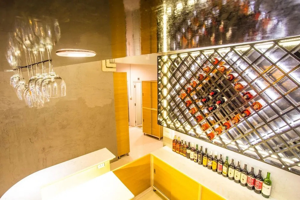Phranakorn Hostel - Adults Only