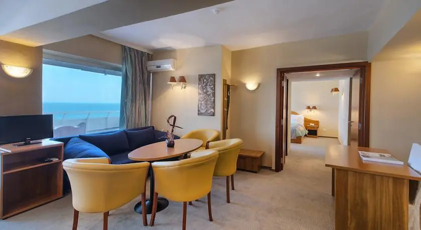 Best Western Hotel Savoy