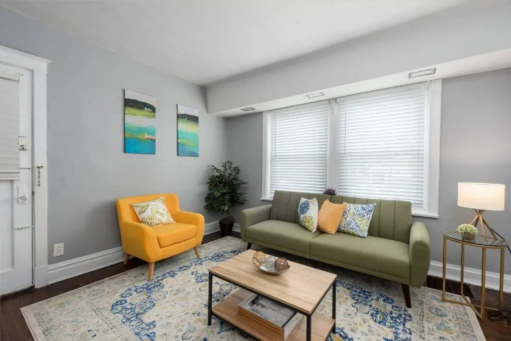 Trendy 1br in Garden District