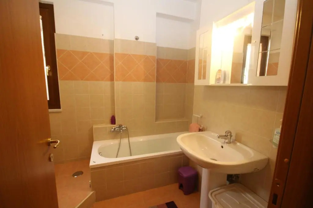 Universal Apartments Itri C