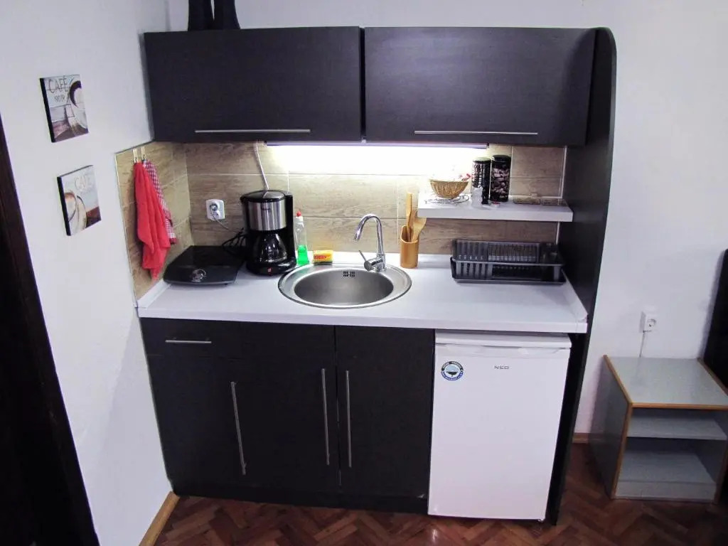The House Apartments & Guest Rooms