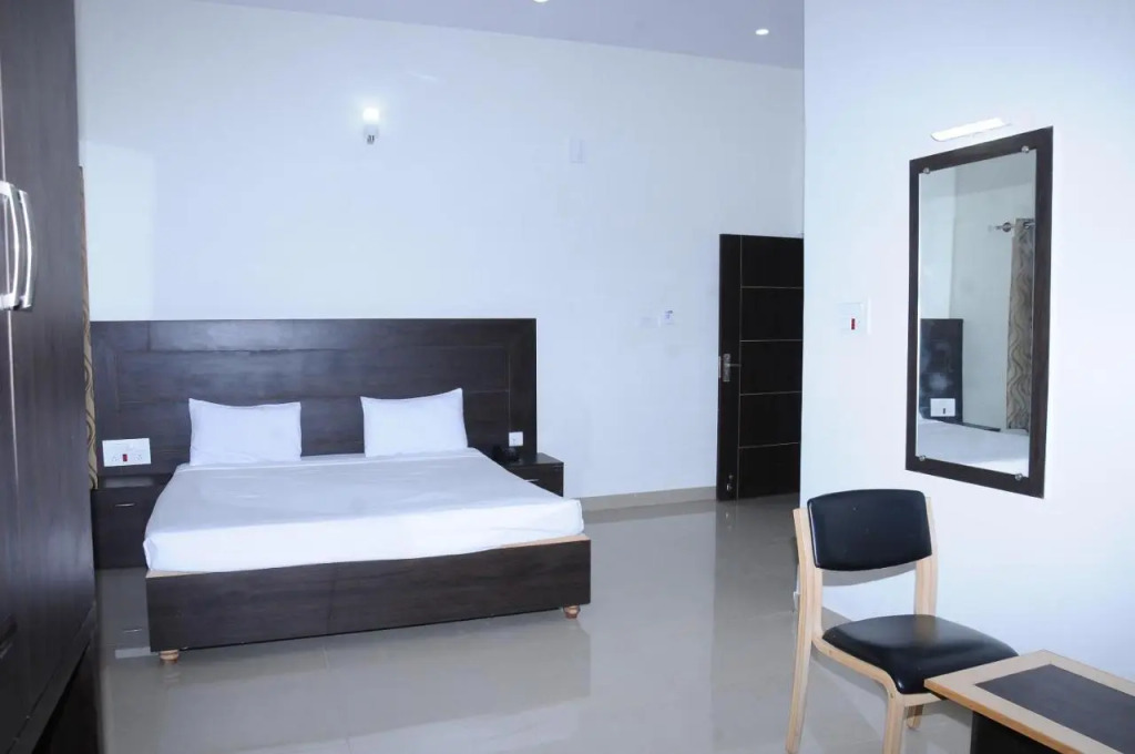 Nijaguna Residency