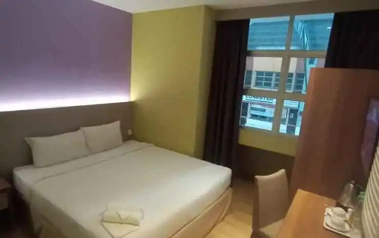 Capital O 9010 Yee Hotel