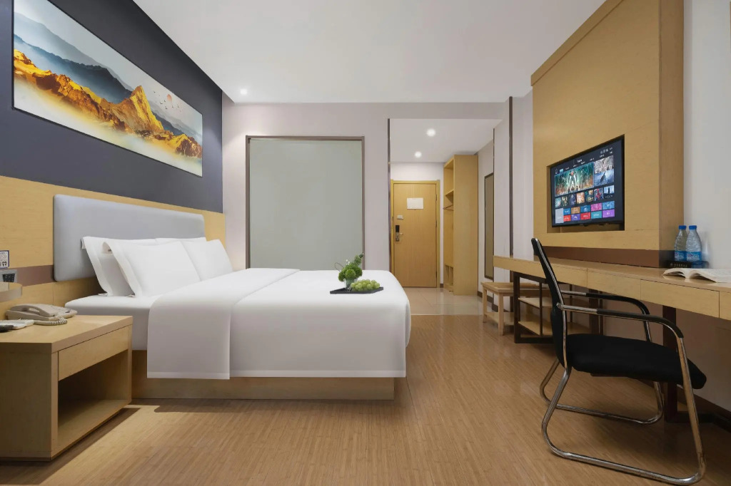 GreenTree Inn Huanggang City Wuxue City Kanjiang Avenue