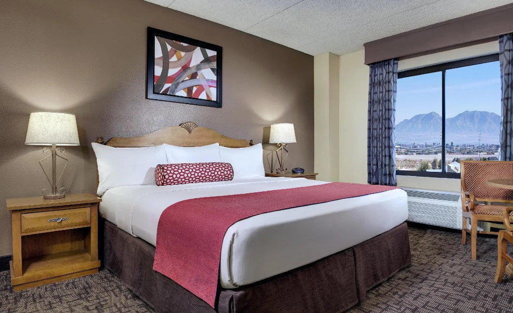 Fiesta Rancho Casino Hotel