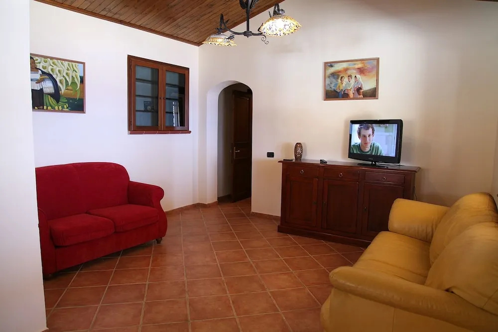 Sikelios Apartments