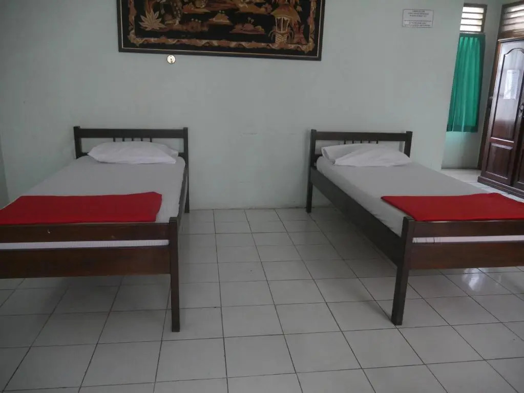 Hotel Garuda Syariah near Alun Alun Banjarnegara