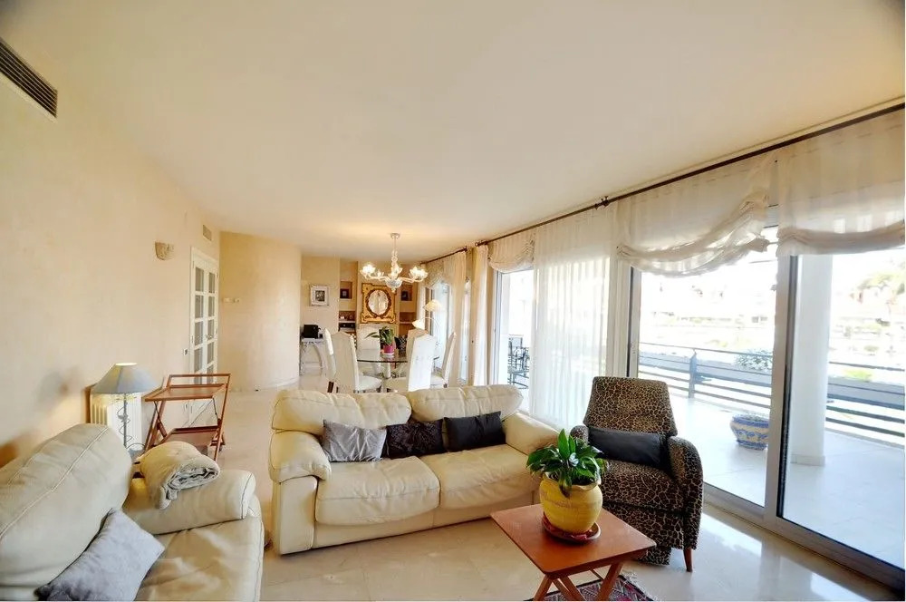 Water Front Duplex Apartment