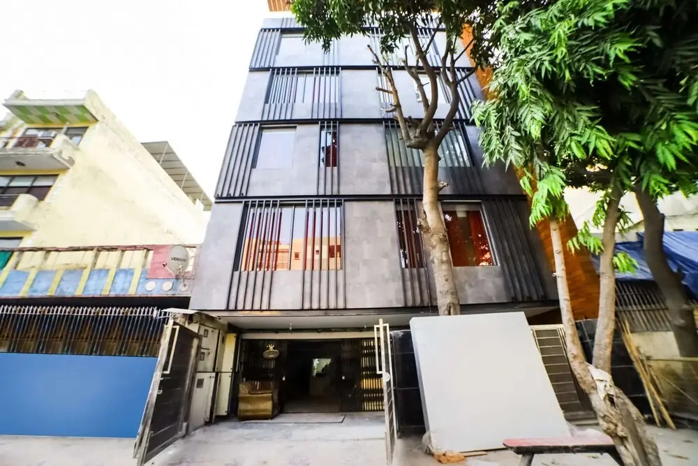 Oyo Flagship 37110 Block C Shakurpur