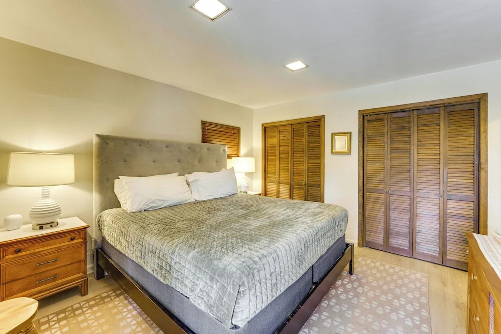 4 Mi to Angel Fire Resort: Retreat w/ Hot Tub