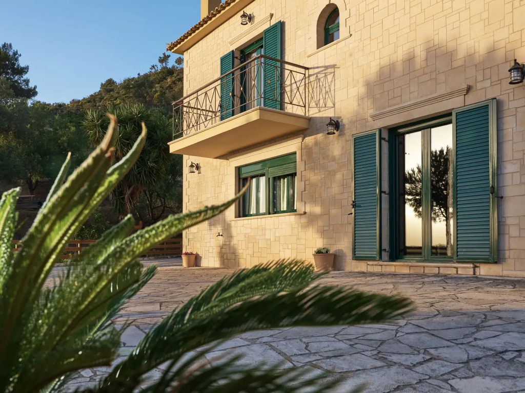 Villa Kanalos - Family Villa with Private Pool & Stunning Views, by ZanteWize