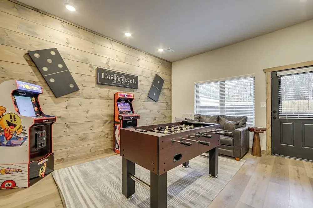 Indoor Pool, Hot Tub! the Smoky Luxe Retreat