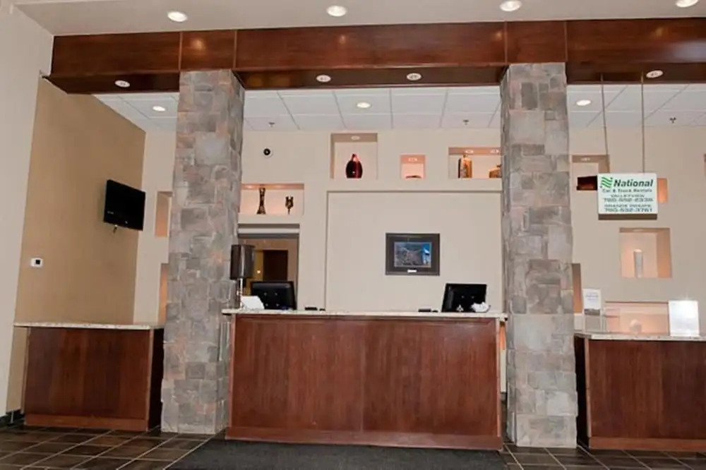 Paradise Inn and Suites