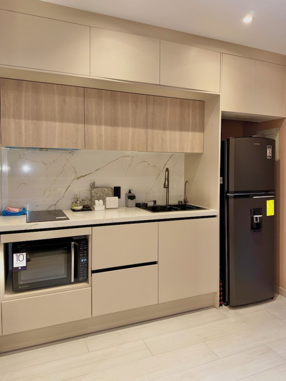 Adagio Apartments by Nomad-In