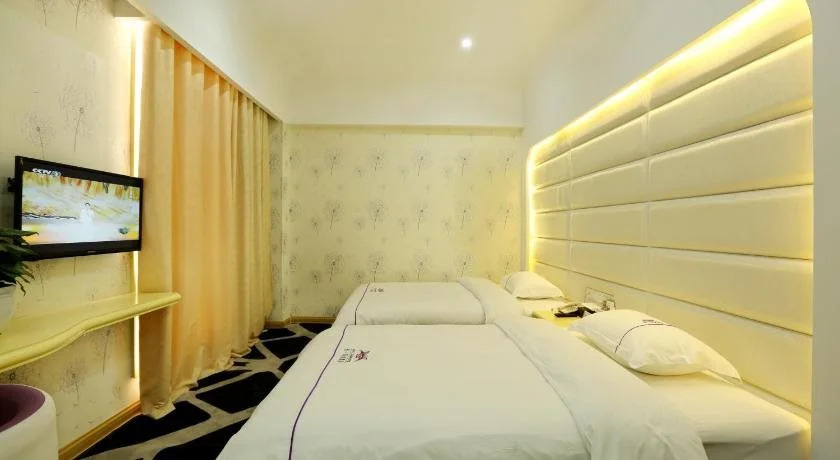 Zhangjiajie Weiyi Fashion Hotel