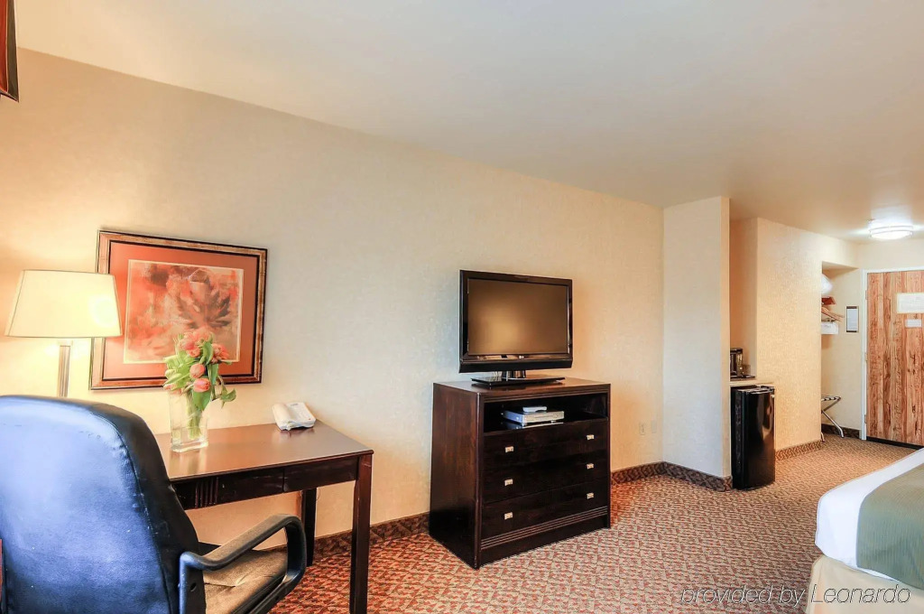 Holiday Inn Express Temecula by IHG