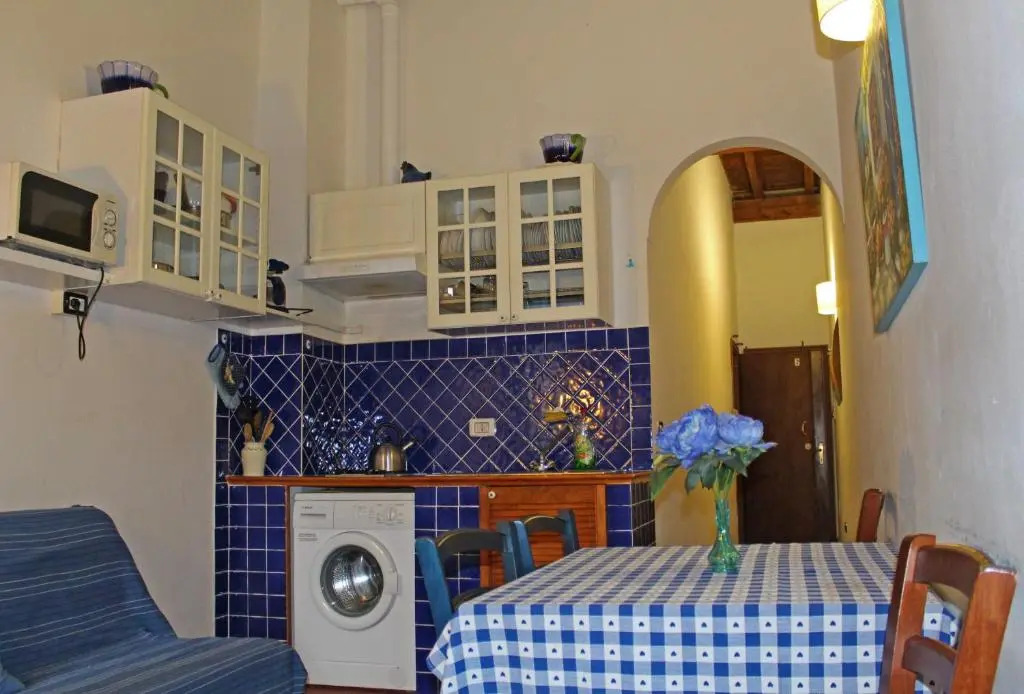 Max Apartments