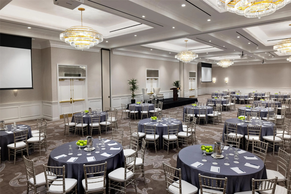 Warwick Melrose Hotel
