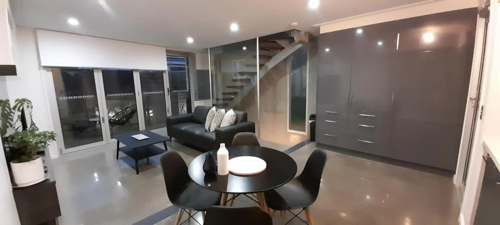Impressive Central Apartment