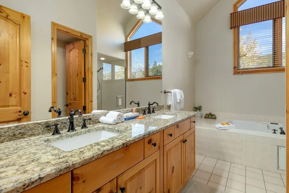 2985 Ironwood Townhomes