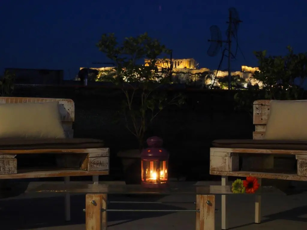 Psirri Artistic Rooftop Apartment with Acropolis View