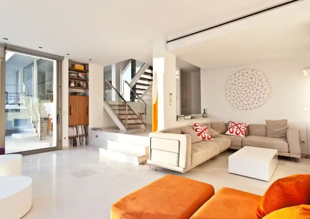 Appealing Villa With Private Terrace