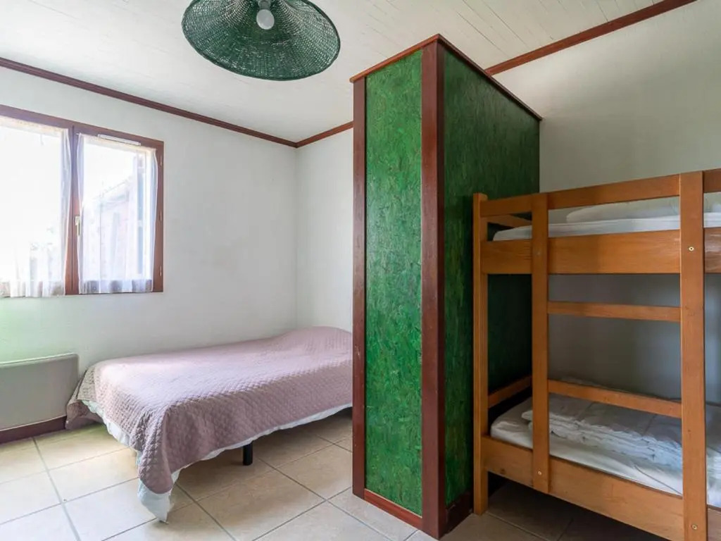 Maison à Mimizan Plage, 600m de la mer, 10 pers, 2 étoiles, confort moderne, jardin, parking - FR-1-50-88