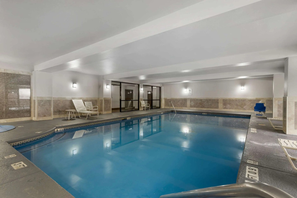 Comfort Suites Atlanta Airport