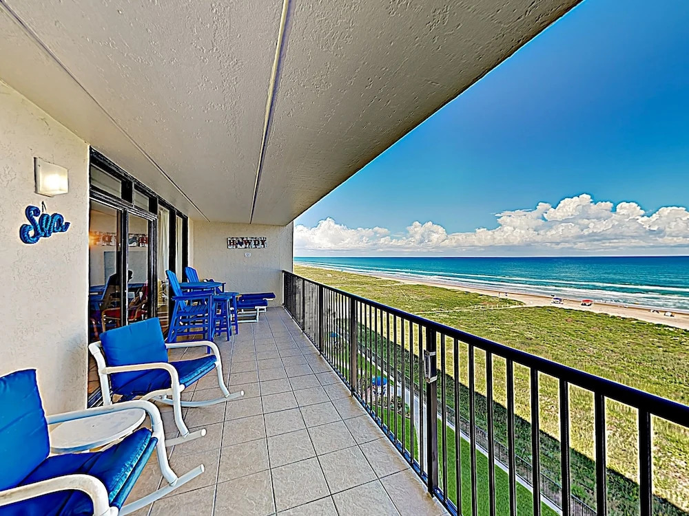 New Listing! Gulf-view All-suite Bliss W/ Pools 3 Bedroom Condo