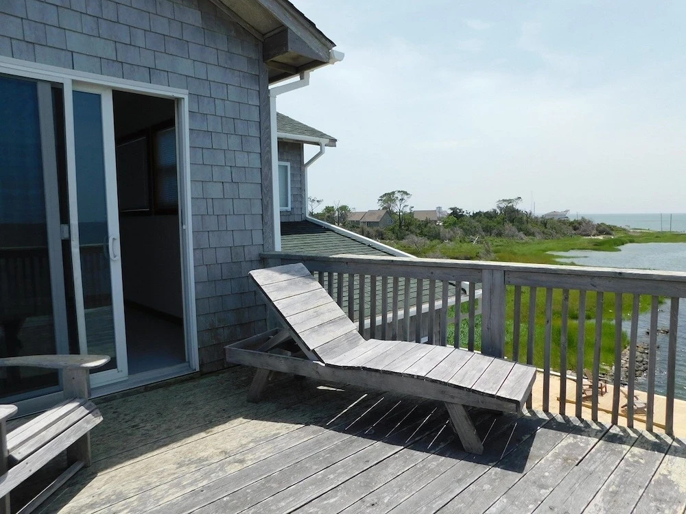 Salamander II 3 Bedrooms 2 Bathrooms Home