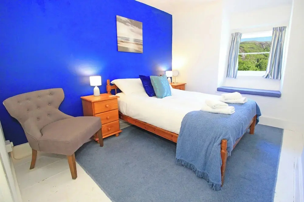 Riverbank Cottage