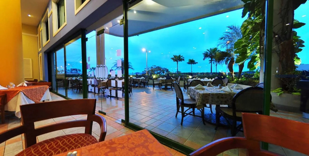 Hotel Colon Salinas