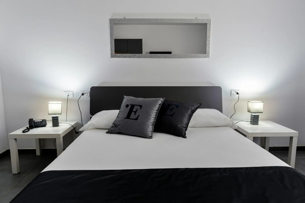 LEssenza Hotel