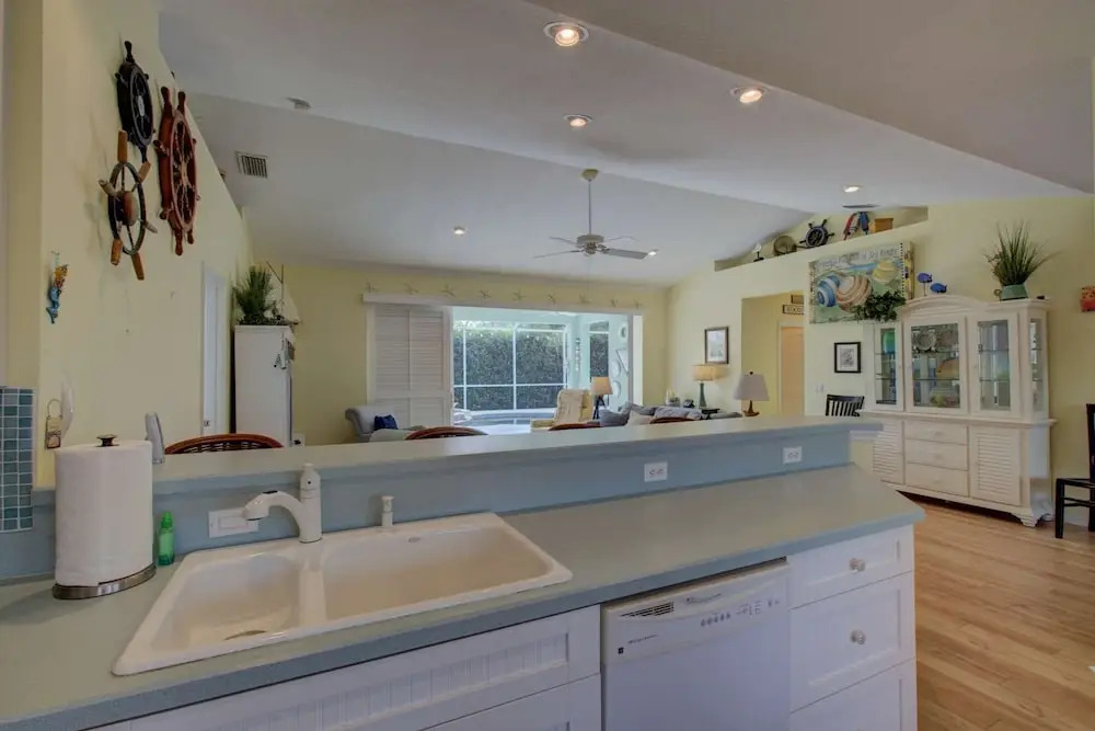Tortuga Pool Home