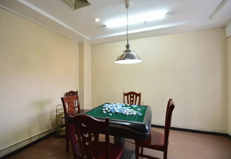 Oujing Hotel (Dongguan Chang'an Xiabian Store)