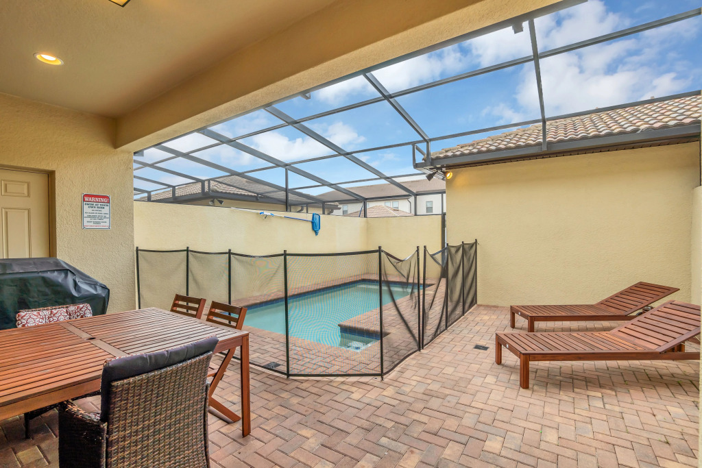 Fantastic Windsor At Westside Resort Home 9045RH, Kissimmee, US