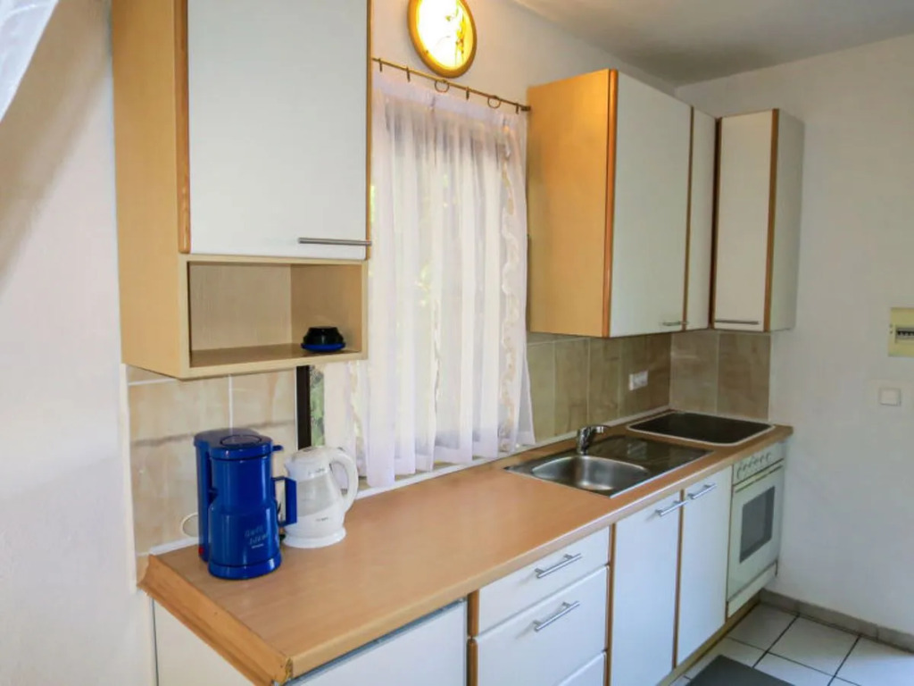 Five-Bedroom Holiday Home in Rovanjska