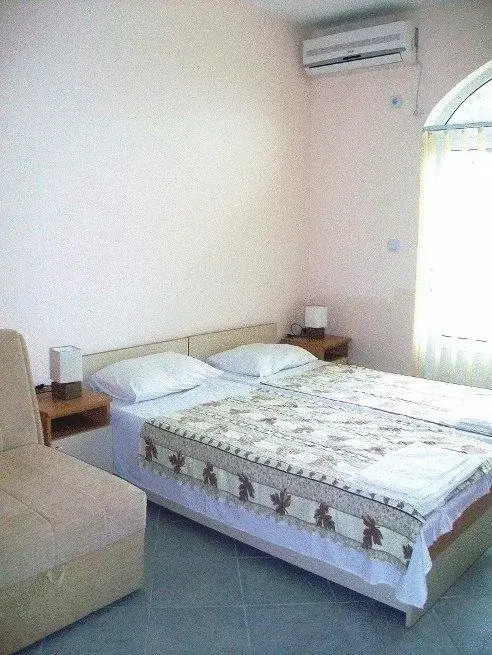 Sars Apartments