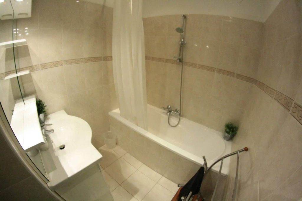 6 bedrooms seaview house, Old Town