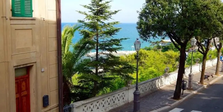 N158 - Numana, Cielo-Terra Vista Mare a 150mt Dal Mare