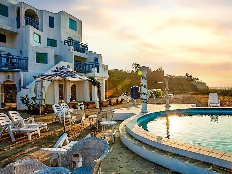 Jebudo Santorini Pension