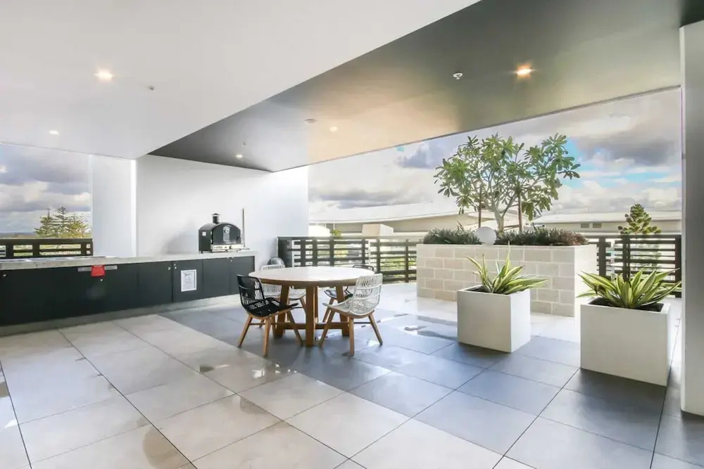 Luxurious 2 Bedroom Brand New Apartment With Amazing Hinterland Views