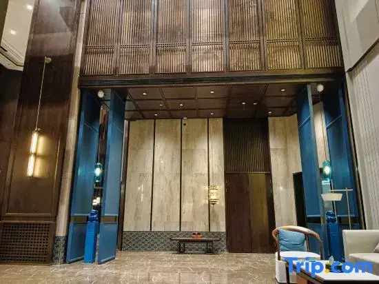 TILL BRIGHT Hotel (Changsha South High-speed Railway Station Yuhua Government Subway Station)
