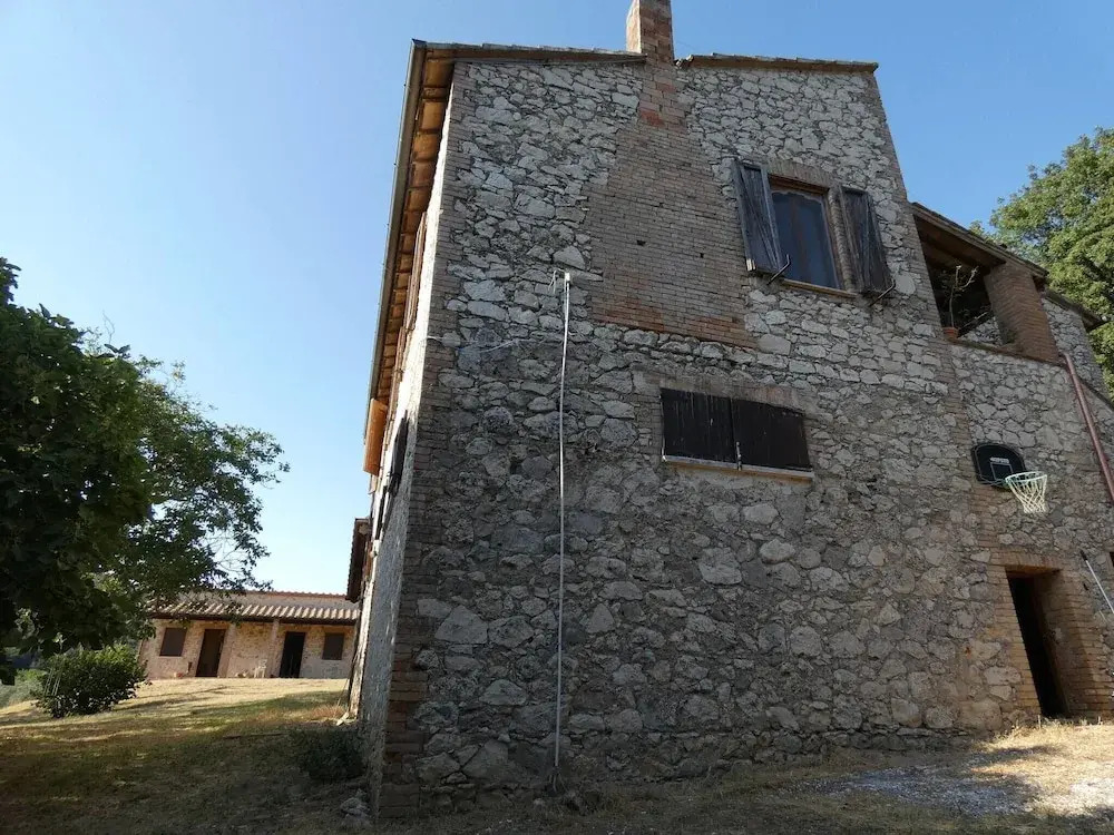 SCAPPO IN UMBRIA,Casale Vallenea